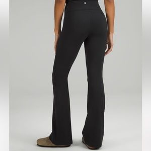 Groove Super High Rise Flared Pant Nulu